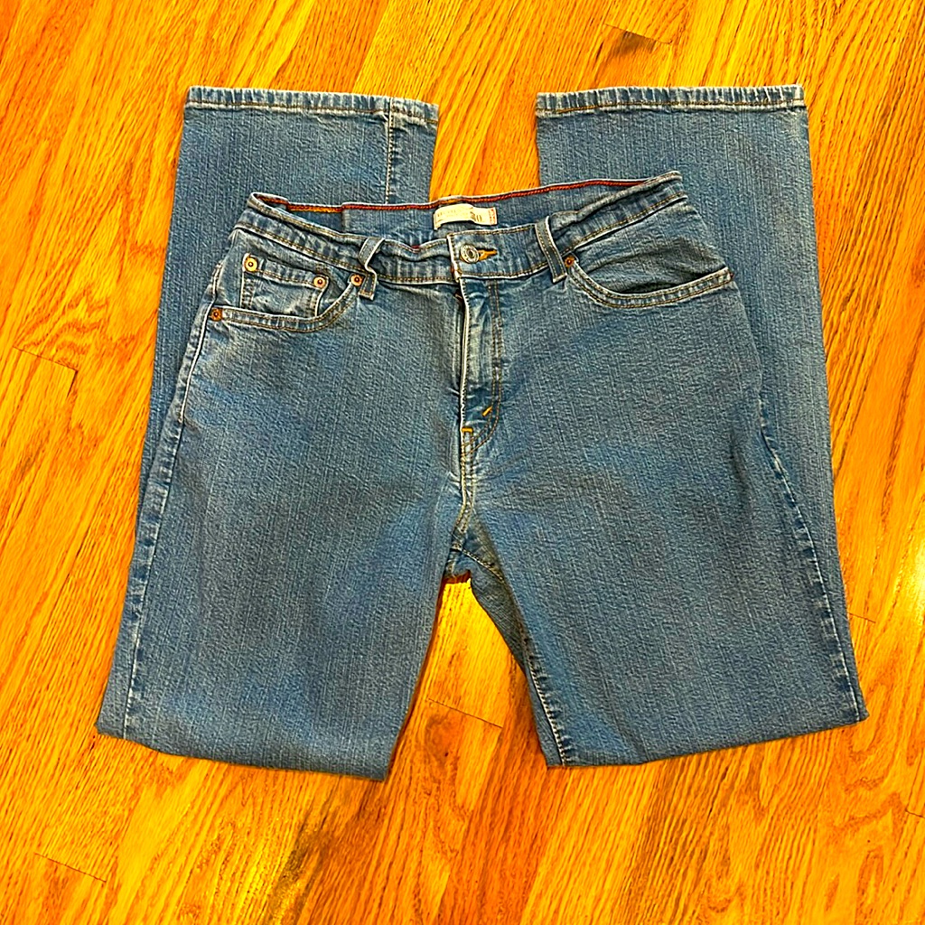 Levis 550 Relaxed Fit Bootcut Jeans